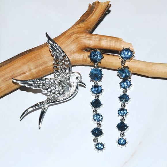 Sarah Coventry Jewelry - Brooch & Drop Earrings Jewelry Set